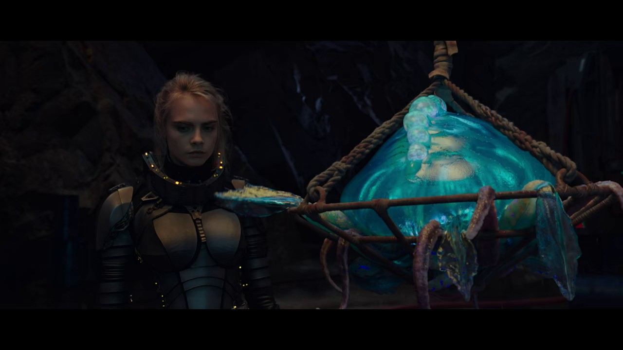 Valerian and the City of a Thousand Planets (2017) AMZN WEB-DL Hindi + English 720p HEVC DDP 2.0 ESub.mkv.0002